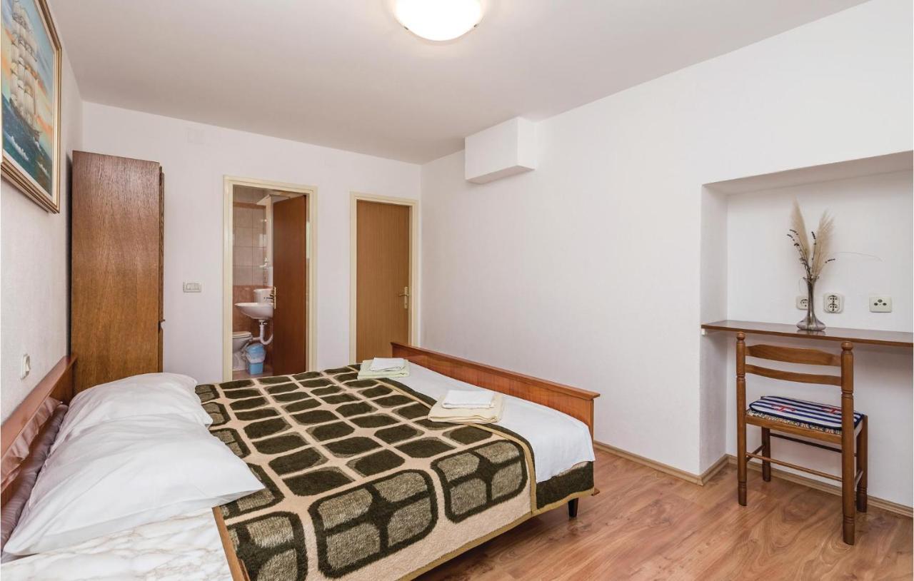 Beautiful Apartment In Brsec With Kitchen Luaran gambar
